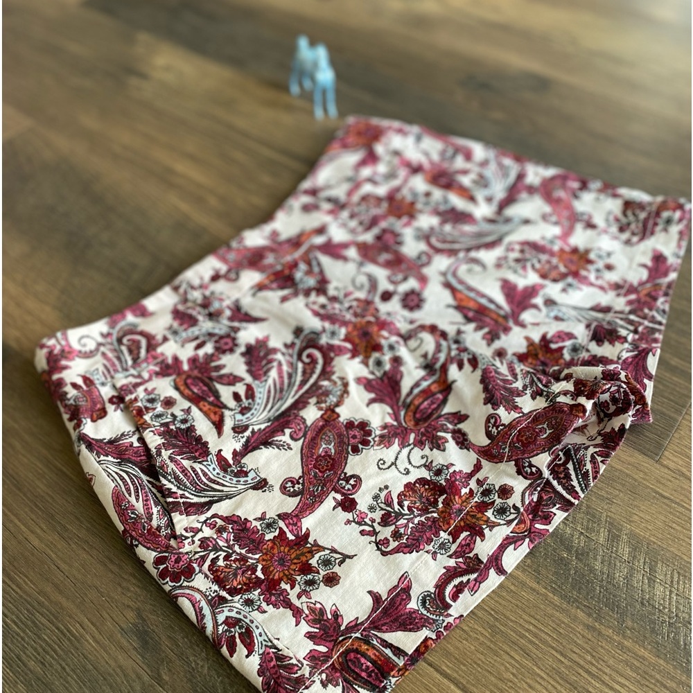 EUC Loft Paisley Print Linen Cotton Shorts